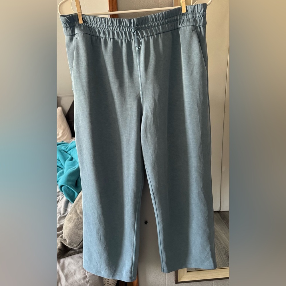 Lululemon Softstreme High-Rise Straight Crop Pants Utility Blue